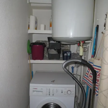 Joli Studio-cabine Moderne A 300m De La - Fr-1-338-368 * Sète