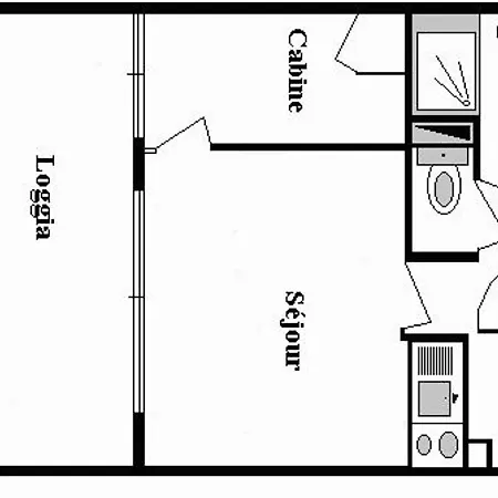 Joli Studio-cabine Moderne A 300m De La - Fr-1-338-368 *