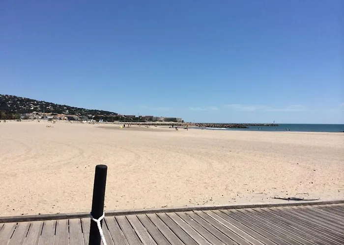 Joli Studio-cabine Moderne A 300m De La - Fr-1-338-368 Lägenhet *